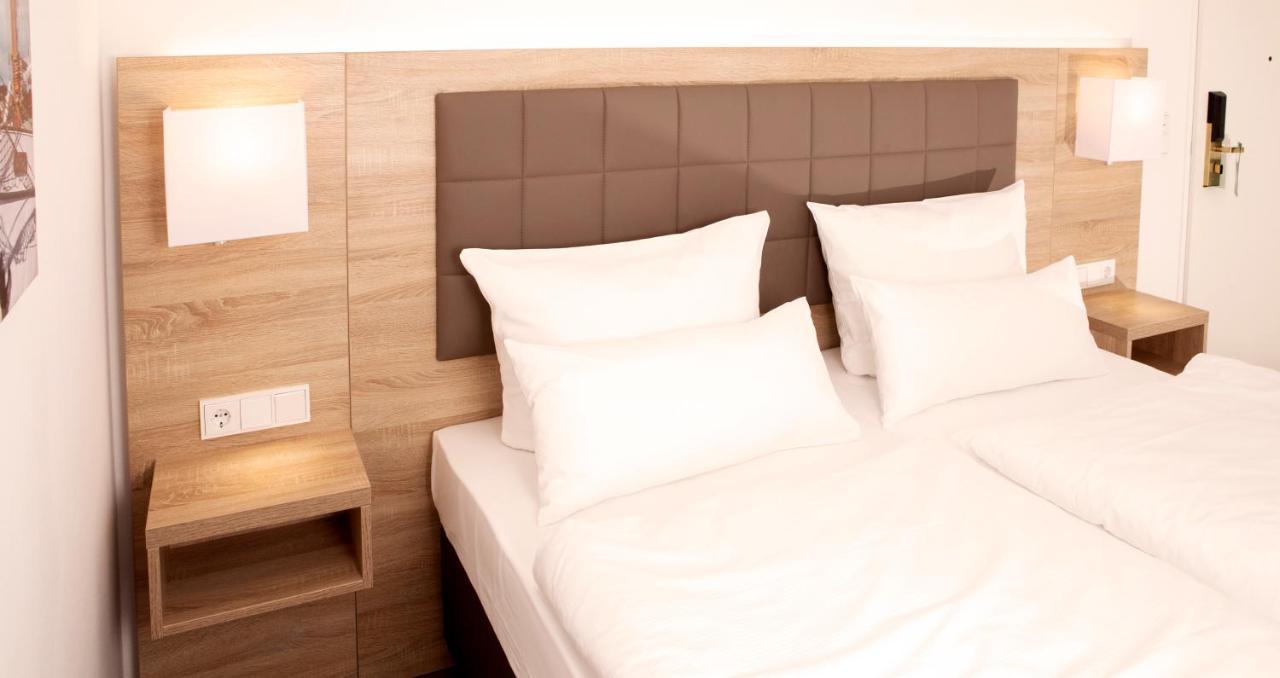 Hotel Frisia Леер Экстерьер фото